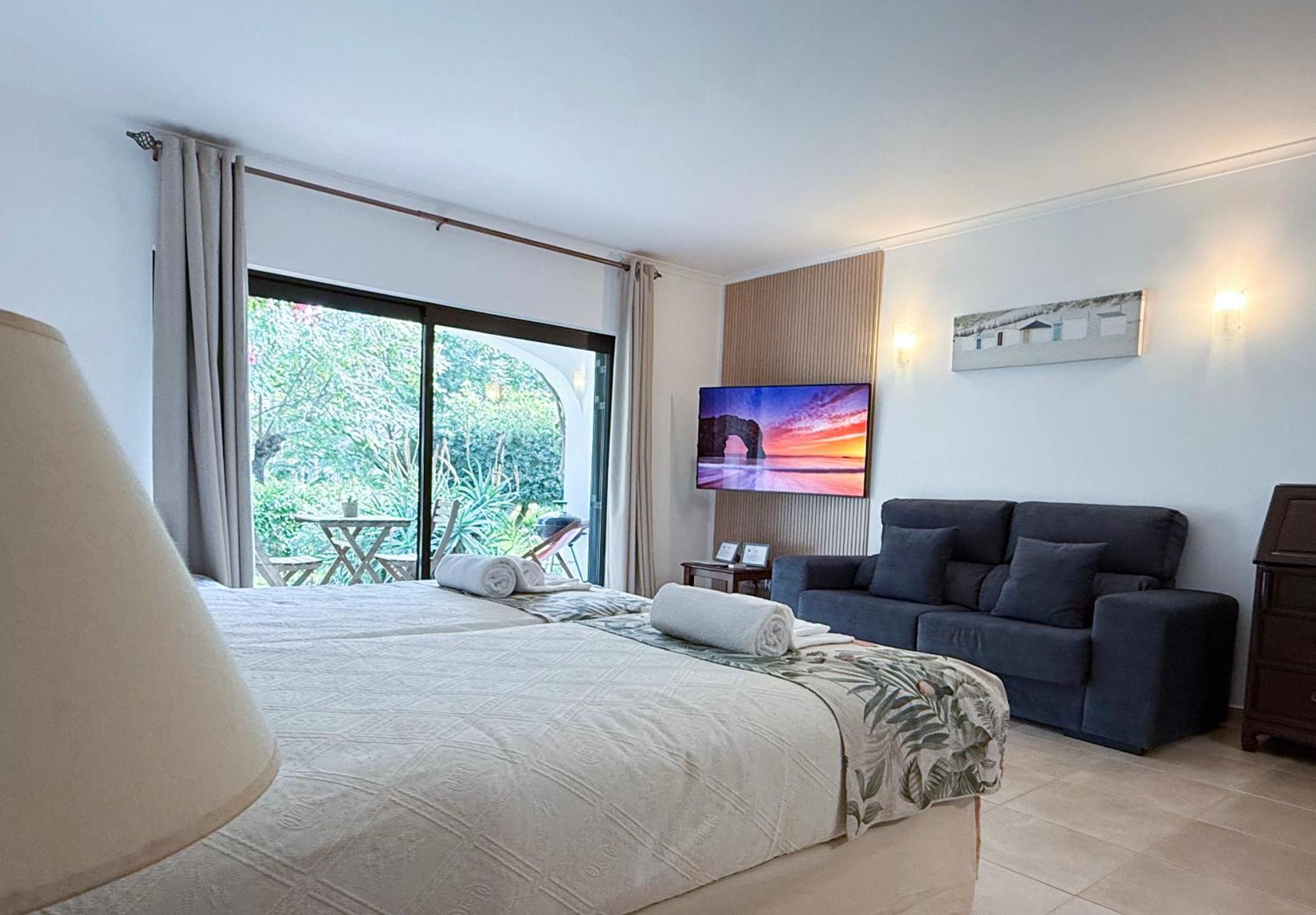 Coastal Retreat With Pool And Beach Access By Drago Rentals Albufeira Luaran gambar